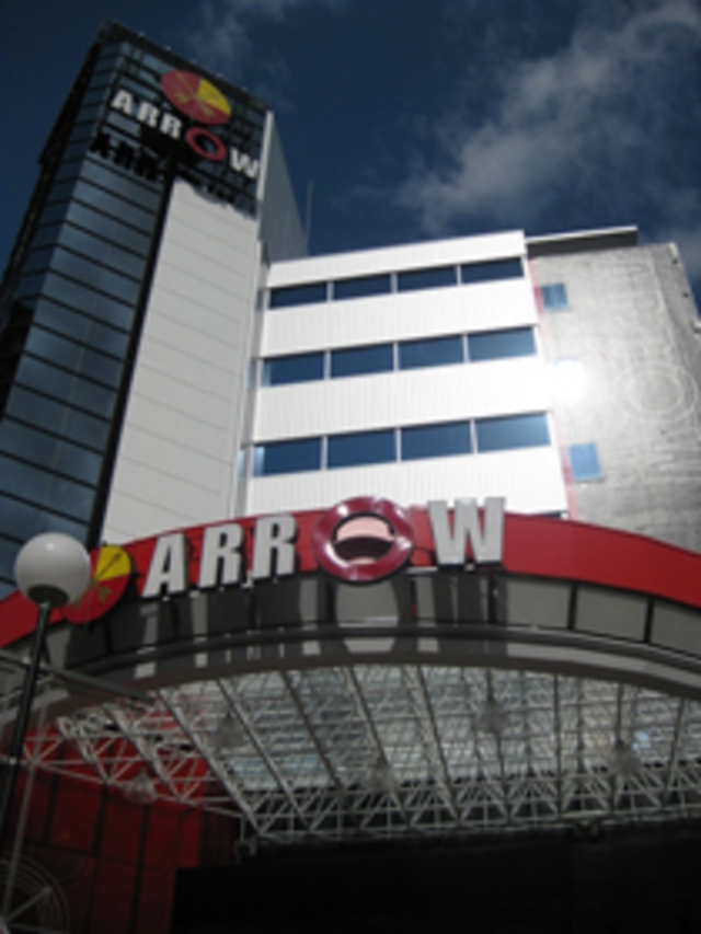  ARROW 栂店